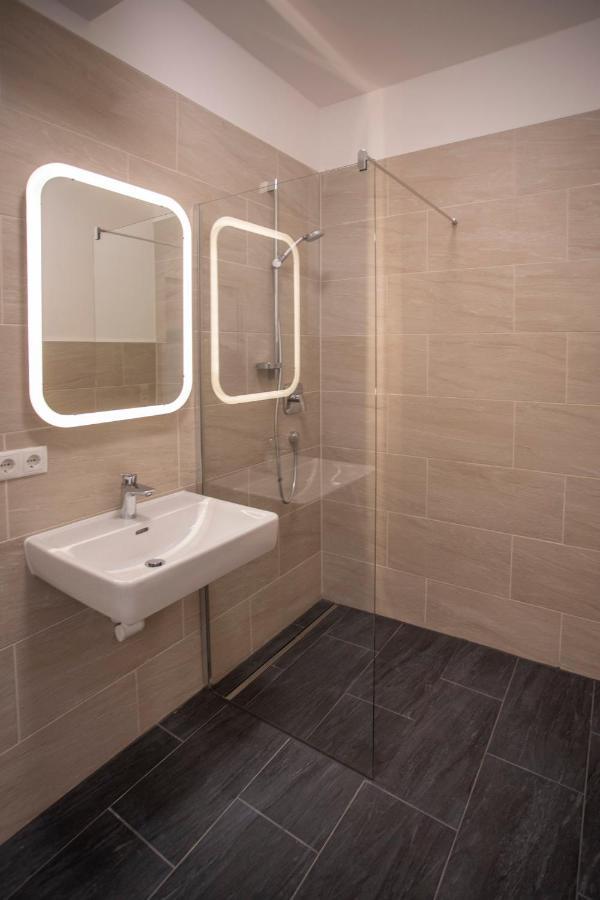 City Center Apartment For 6 Persons! Innsbruck Exterior photo